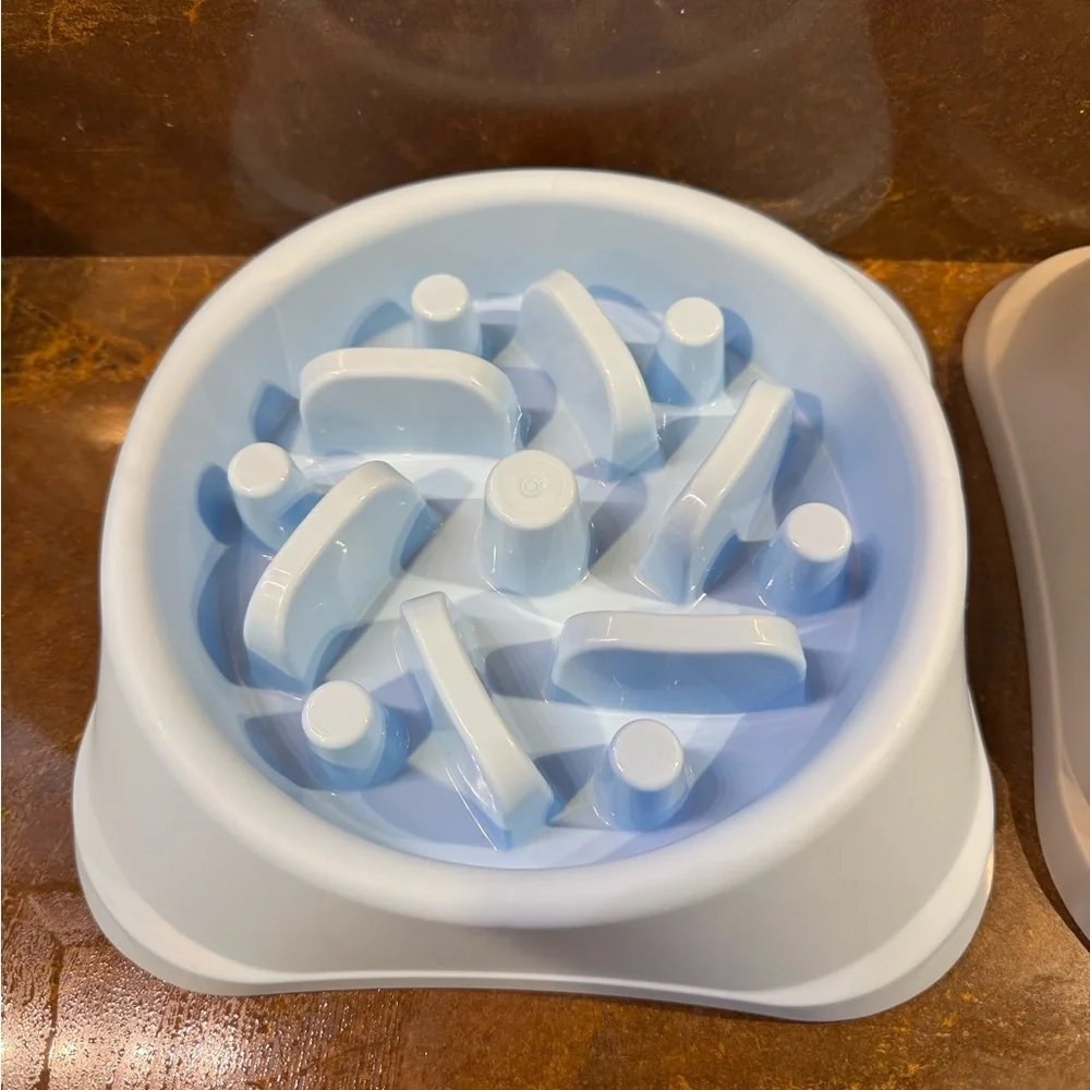 New Non Slip Small Slow Feeder Cat Dog Bowls, Anti-Choking Puzzle Food Bowls